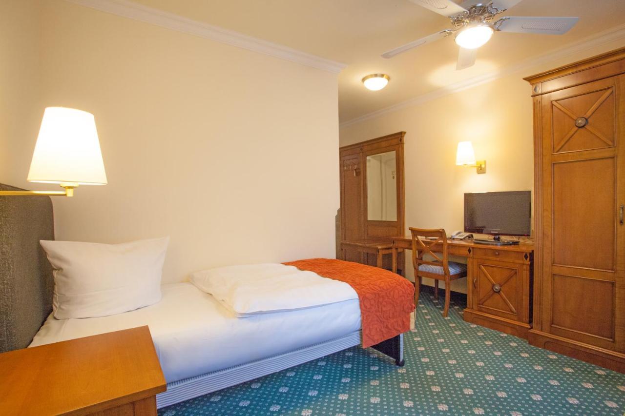 Stadthotel Herzog Ludwig Landshut Ngoại thất bức ảnh